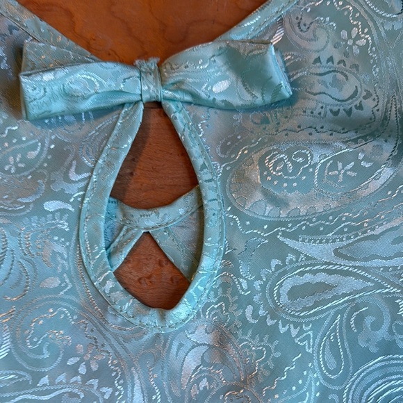 Women’s size small pasily light blue night gown - Picture 3 of 5